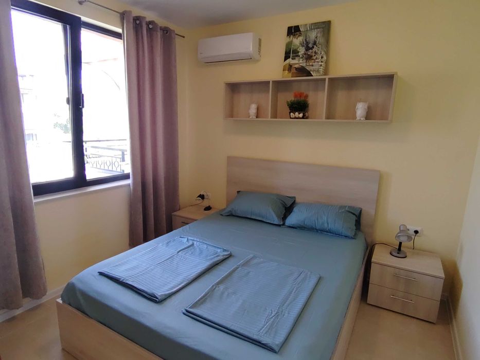 Дава се под наем Двустаен апартамент в Созопол - 61 кв.м за 102 € - Снимка #1