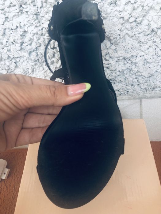 Дамски сандали (ток )