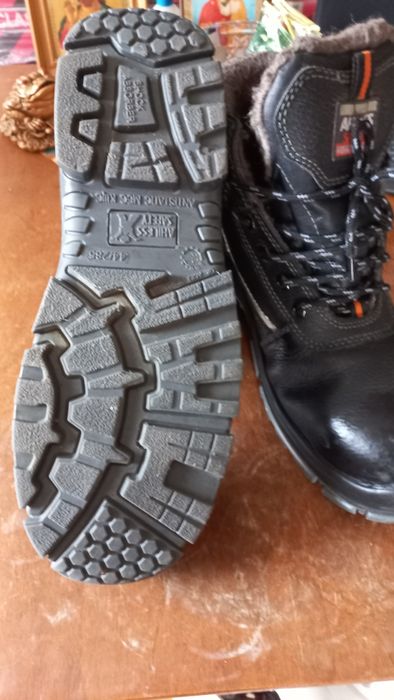 Зимние ботинки рабочие 45 размер