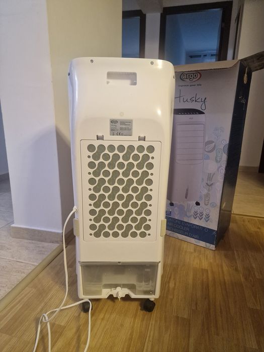 Racitor cu apa si gheata