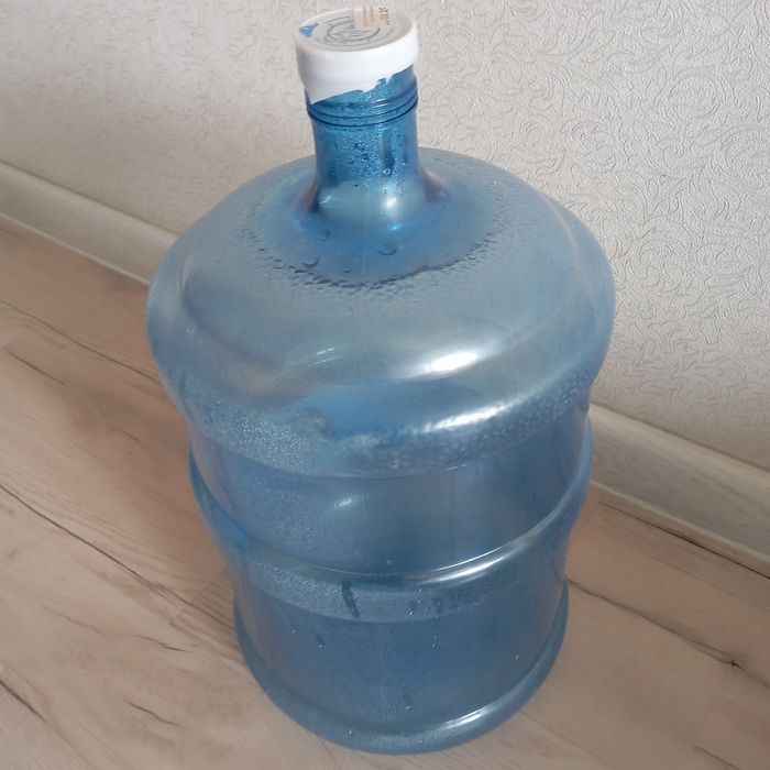 Продам ёмкости для воды .