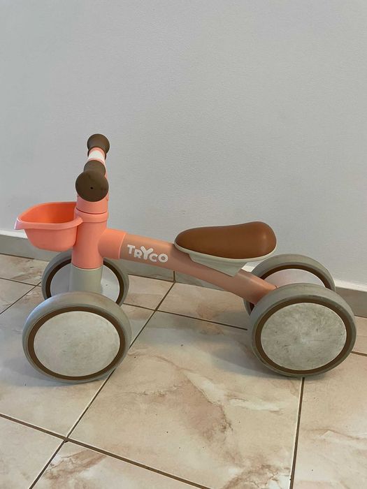 Vand Prima bicicletă de echilibru, Tryco Luna, Roz, stare foarte buna