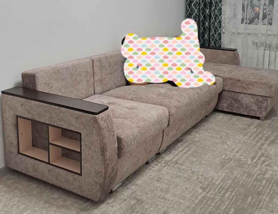 Продам диван, срочно!