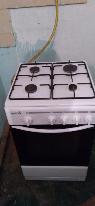 Газ плита жасап тур