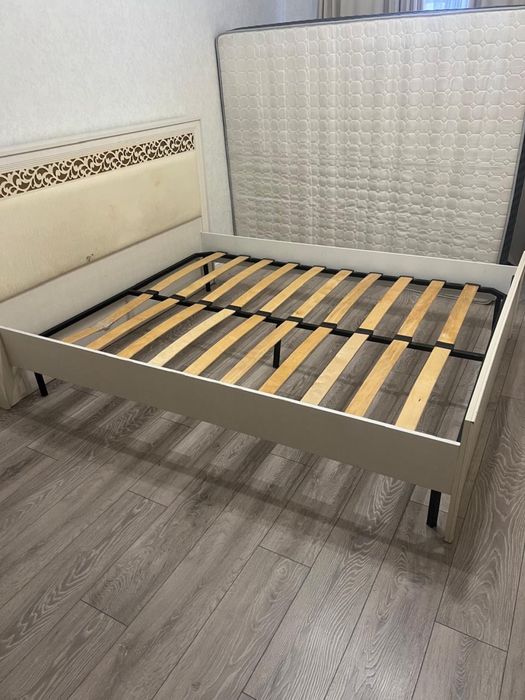 2-х кровать с матрасом