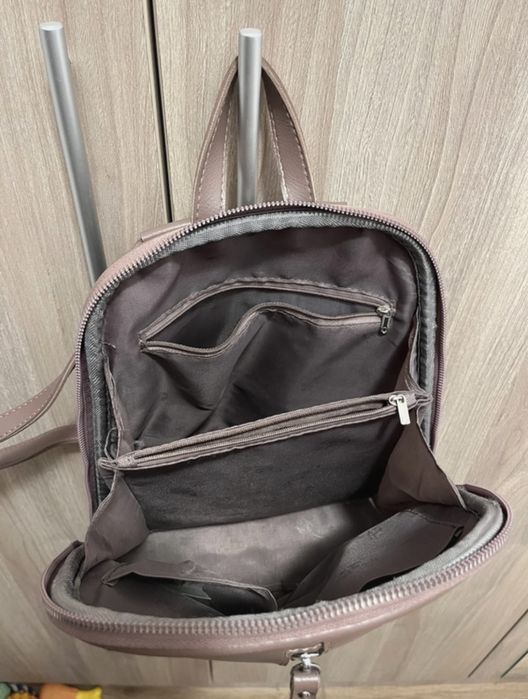 Ghiozdan și geantă 2in1