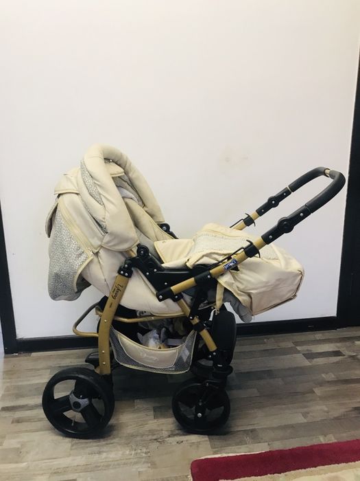 Продам коляску