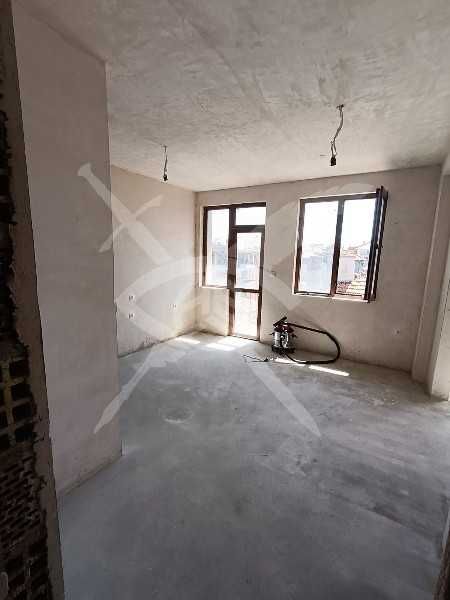 Продава се Тристаен апартамент в Поморие - 119 кв.м за 765 €/кв.м - Снимка #3