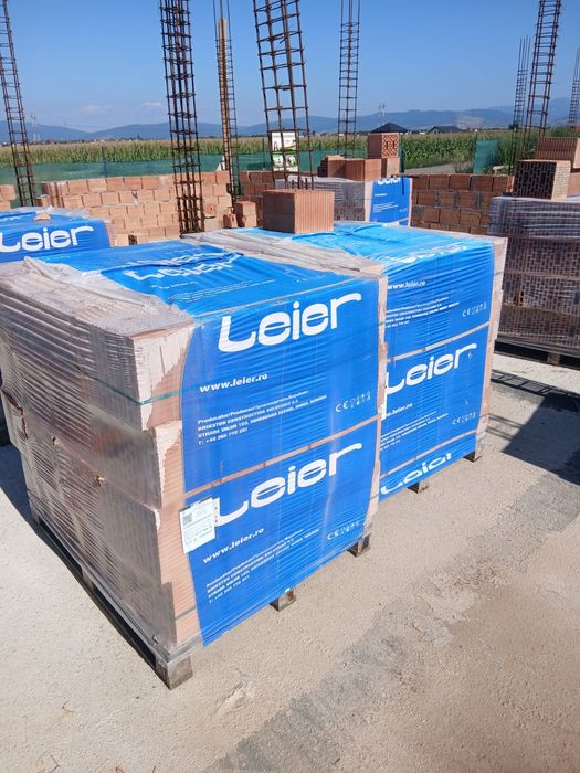 Vând cărămidă 350 per Palet TVA Palet inclus