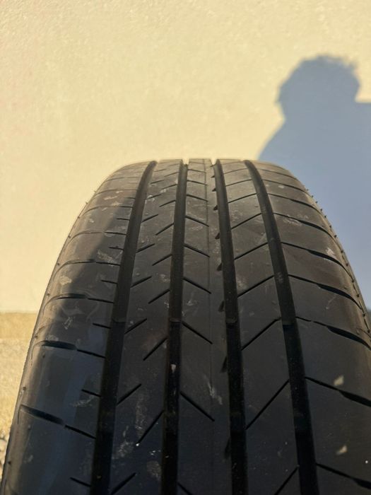 Set Anvelope de vara Bridgestone 225/60R18