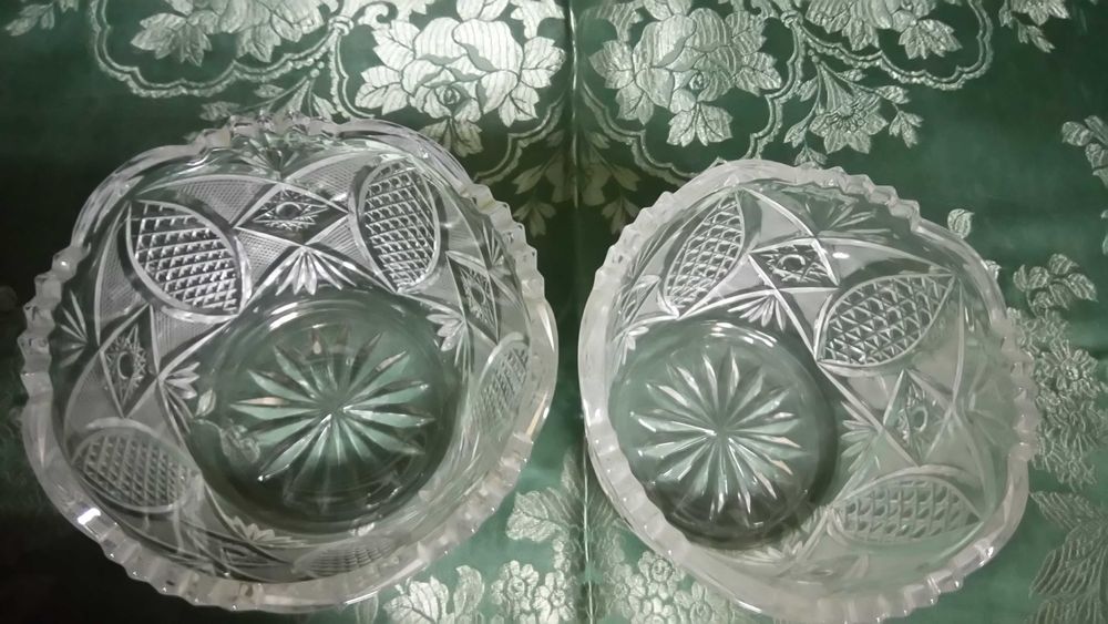 Хрустальные конфетницы разные