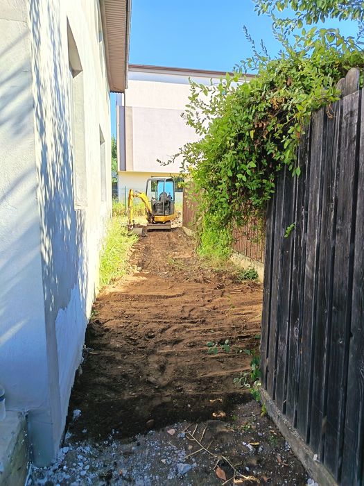 închiriez mini excavator Petru spații înguste