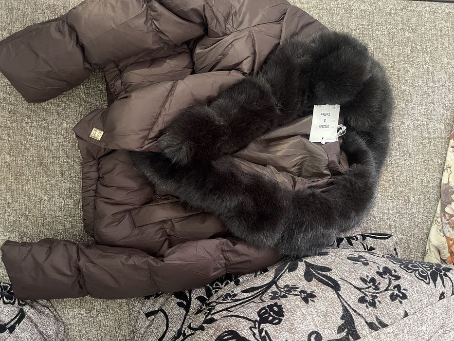 Vand geaca de fas cu blana artificiala
