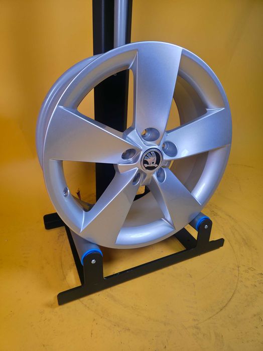 1 Janta Aliaj 5x112 17'' OEM Skoda Karoq 7J ET 45 NOUA COD 57A601025H