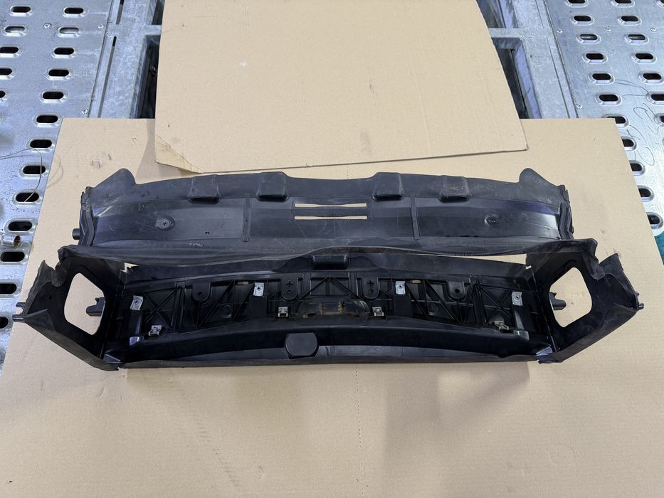 Trager Bmw f80 f82 f83 M3 M4 difuzor intaritura