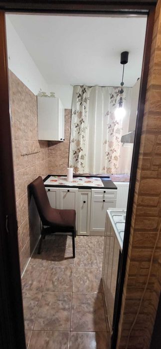 Vand apartament trivale