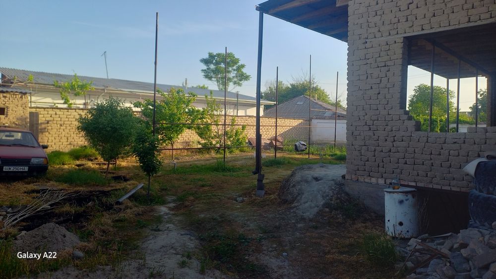 Ховли сотилади янги иморат