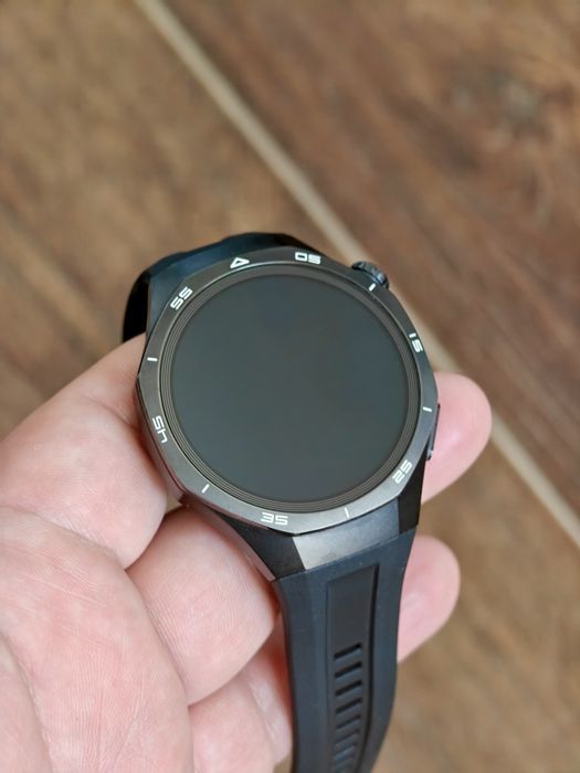 Huawei GT 5 Pro Смарт часы