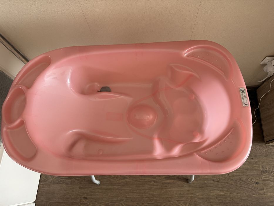 Вана за къпане със стойка