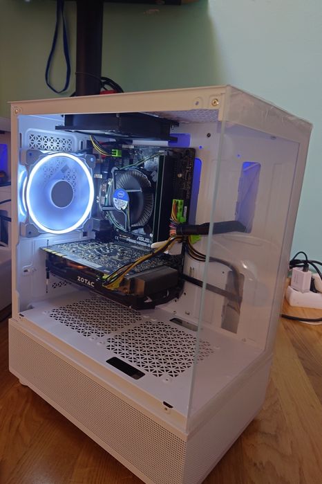 Vand sistem pc gaming i5 9400f, 16gb ddr4, gtx1070 8gb, ssd