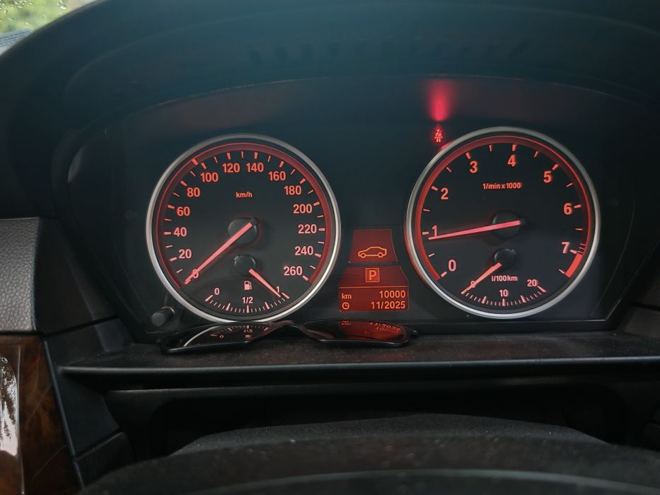 BMW 525i, автомат