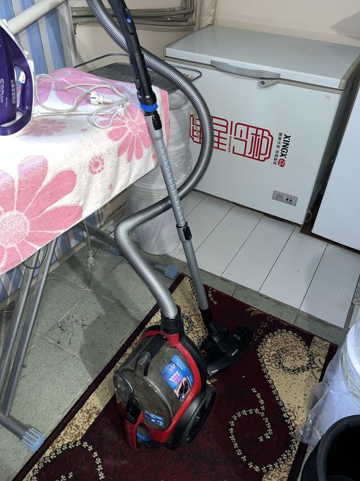 Пылесос Philips PowerPro Expert бу рабочий