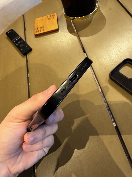 iPhone 16 Pro Black Titanium Factura Garantie 2027 100% Baterie