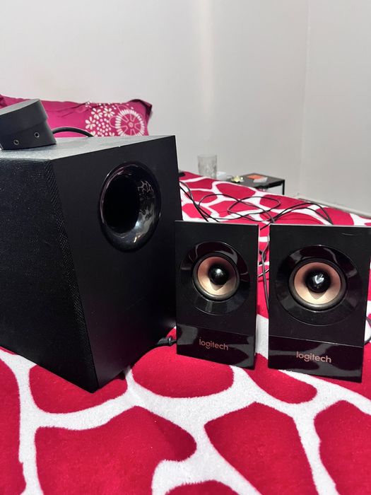 Boxe Logitech Z533 cu Subufer