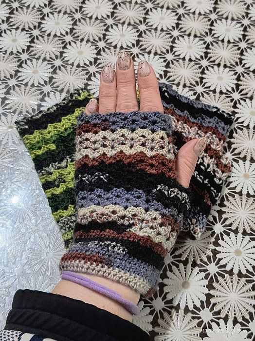 Ръчно плетени ръкавици