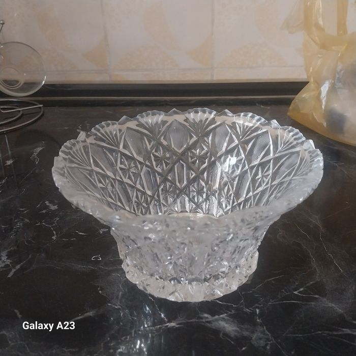 Вазы хрустальные