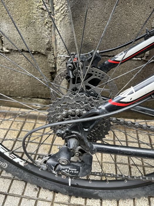 Bicicleta TREK seria 4