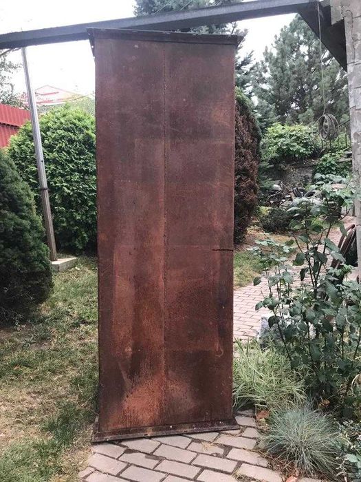 Емкость для сыпучих материалов 700 литров