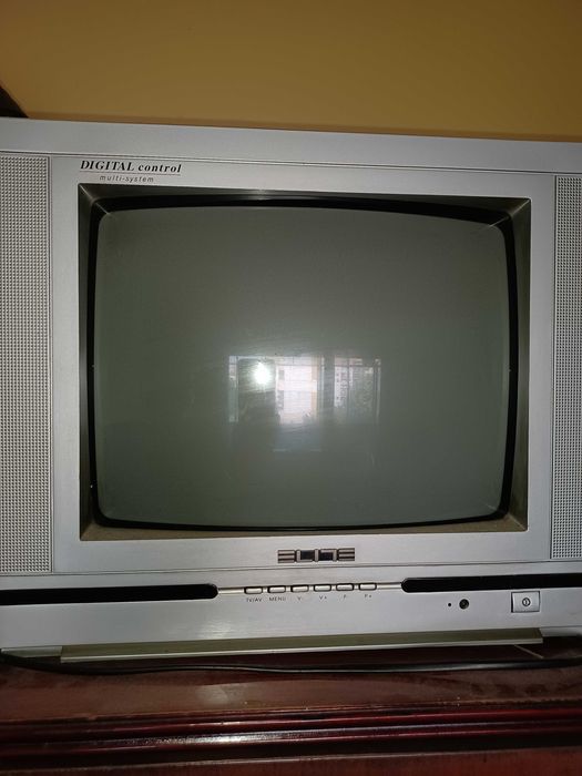 Телевизор Elite 14" ESO81