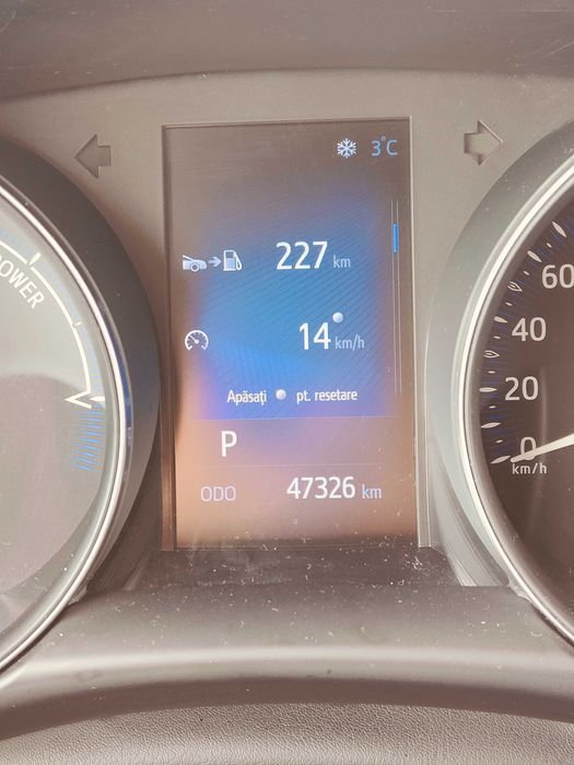 Toyota C-HR C-lassy 2019 1.8 Hybrid 122CP, unic proprietar, 47300 km