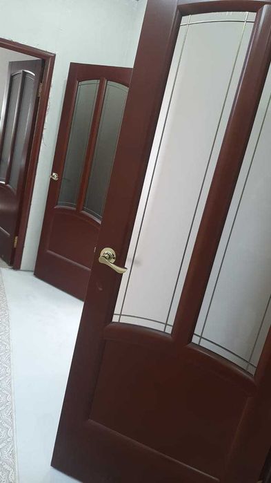 Двери межкомнатные деревянные в отличном состоянии (Беларусь)