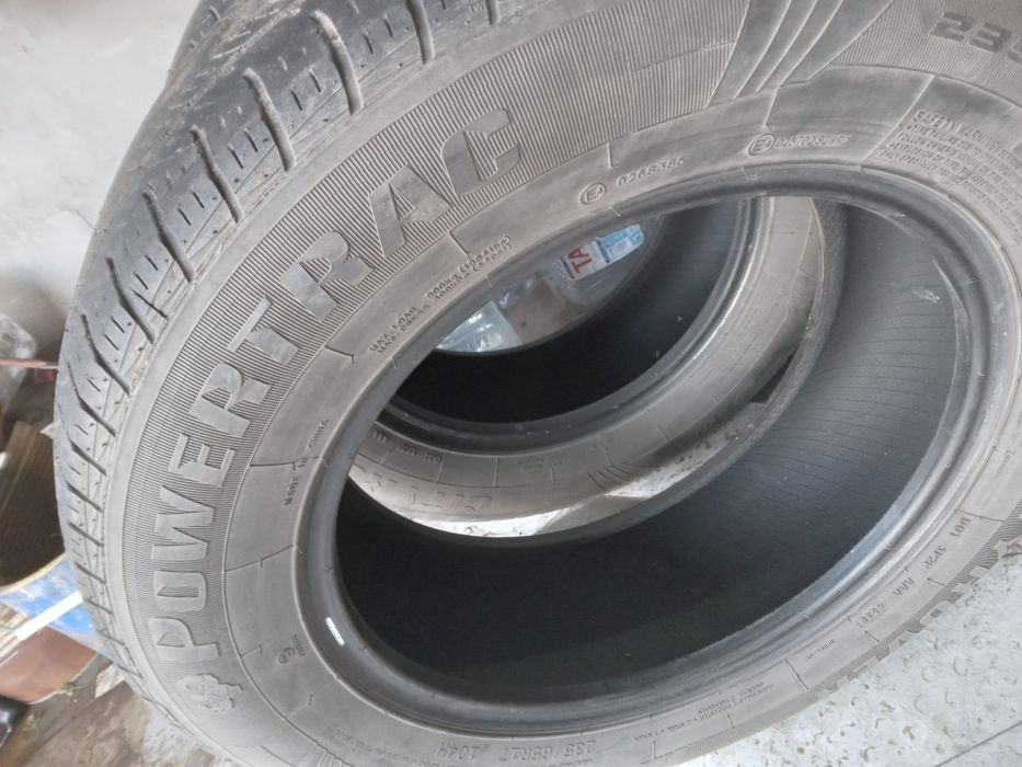 Продам летние шины.