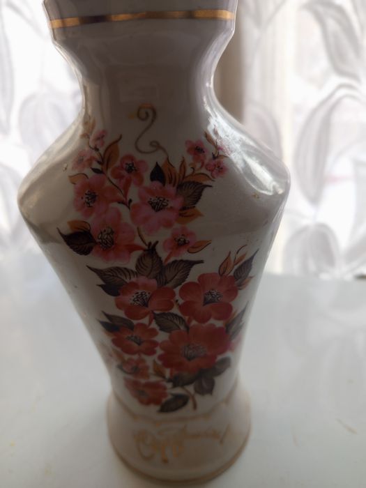 Продам вазу за 1000 тенге