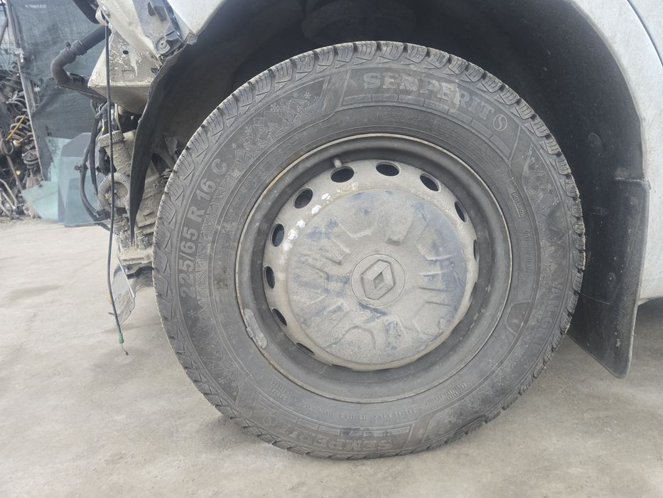 Dezmembrez Renault Master 2022