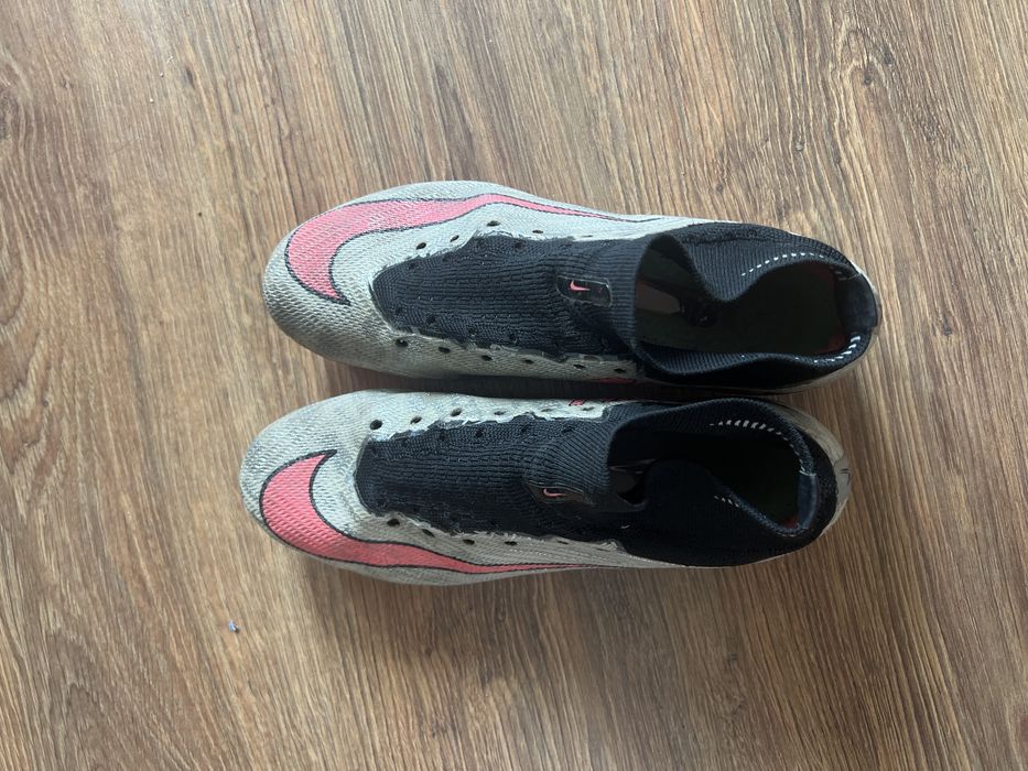 Продам бутсы nike, adidas