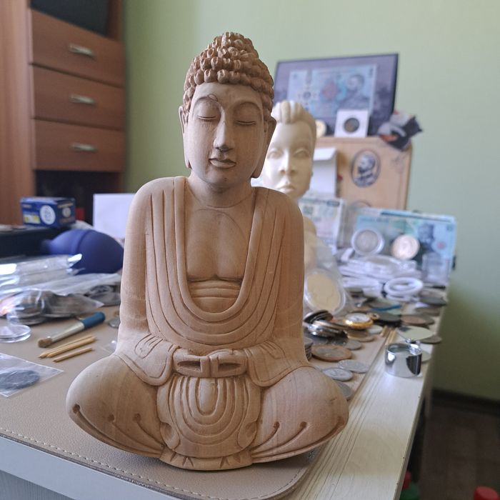 Statuete decorative din lemn