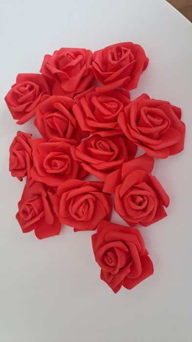 Продавам рози от фоам 7см
