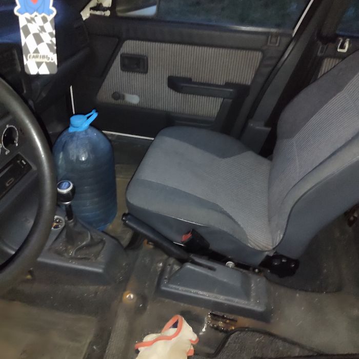 Пежо 309 на части