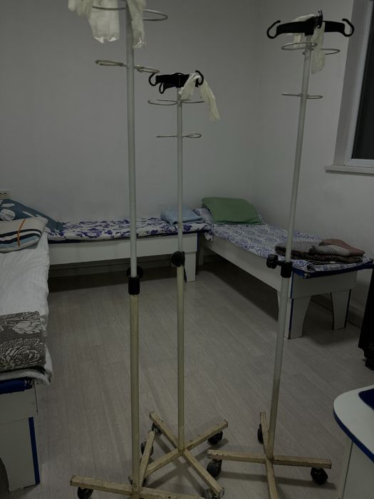 штатив медицинский