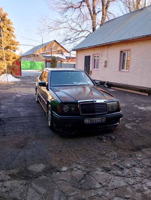 Продам Мерседес 124