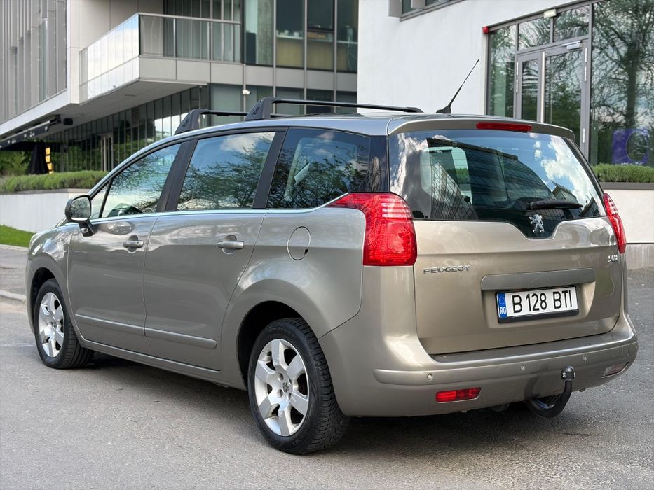 PEUGEOT 5008 2010 — imagine 3