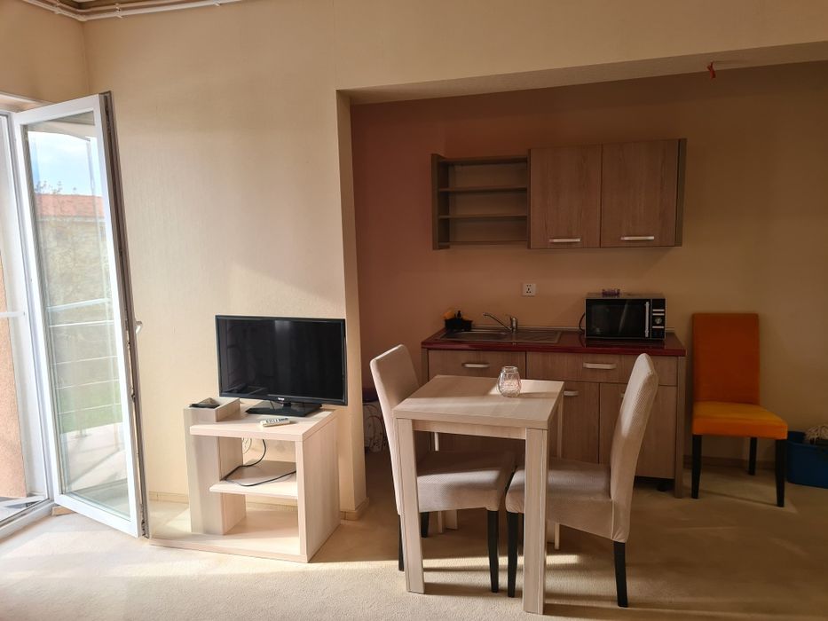 Studio de vinzare