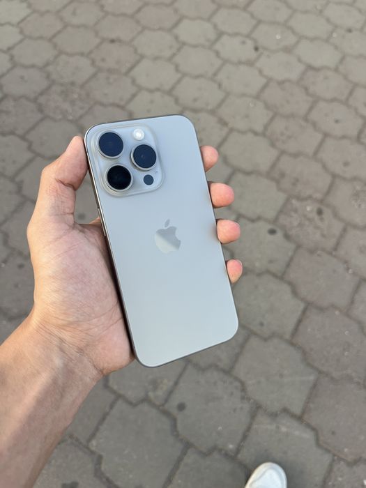 iPhone 15 Pro 256gb / 76%