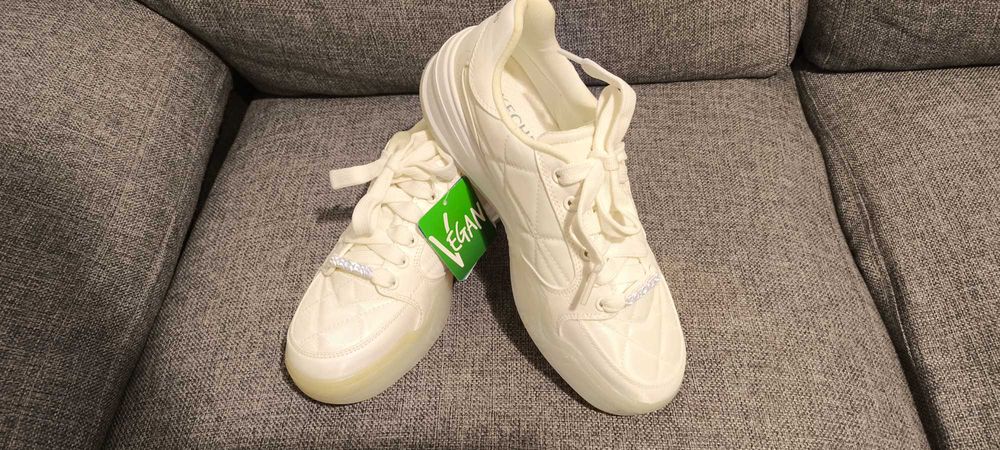 SKECHERS Denali номер 37 НОВИ