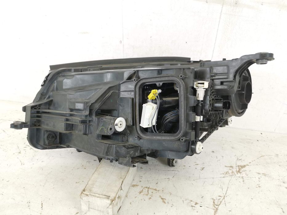 Фар Десен MultiBeam Led Мерцедес-Бенц ГЛС-Клас / Mercedes-Benz GLS-Cla