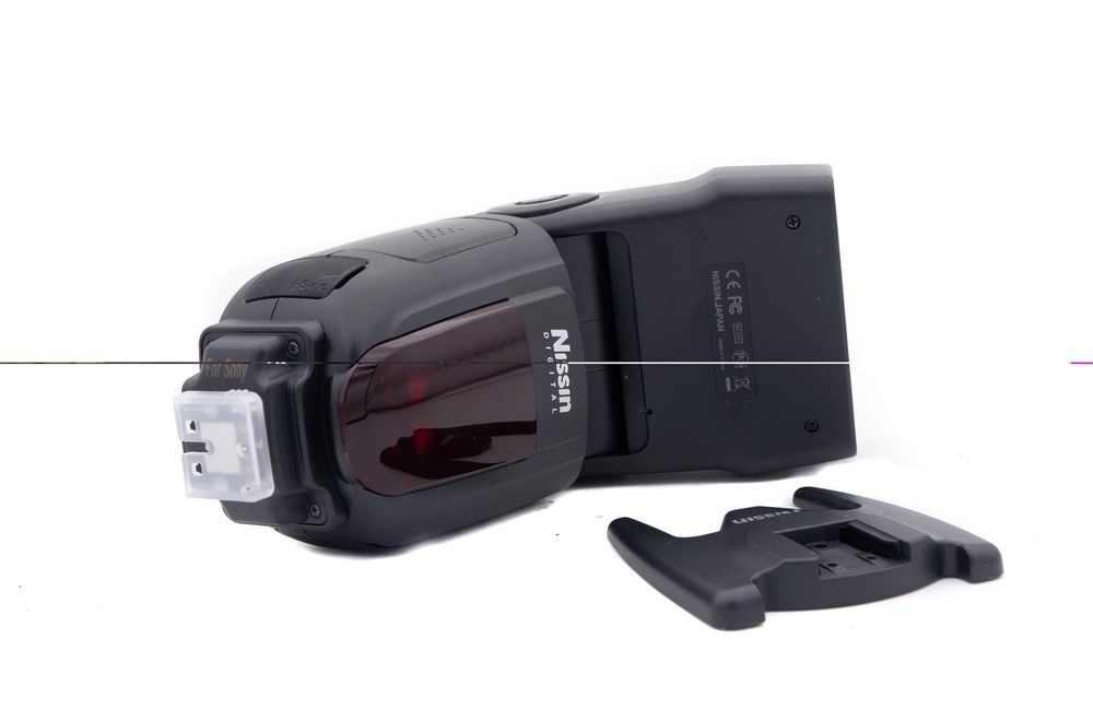 Blit Nissin Di700A patina Sony mirroless ( nou) pt A7, A9, etc
